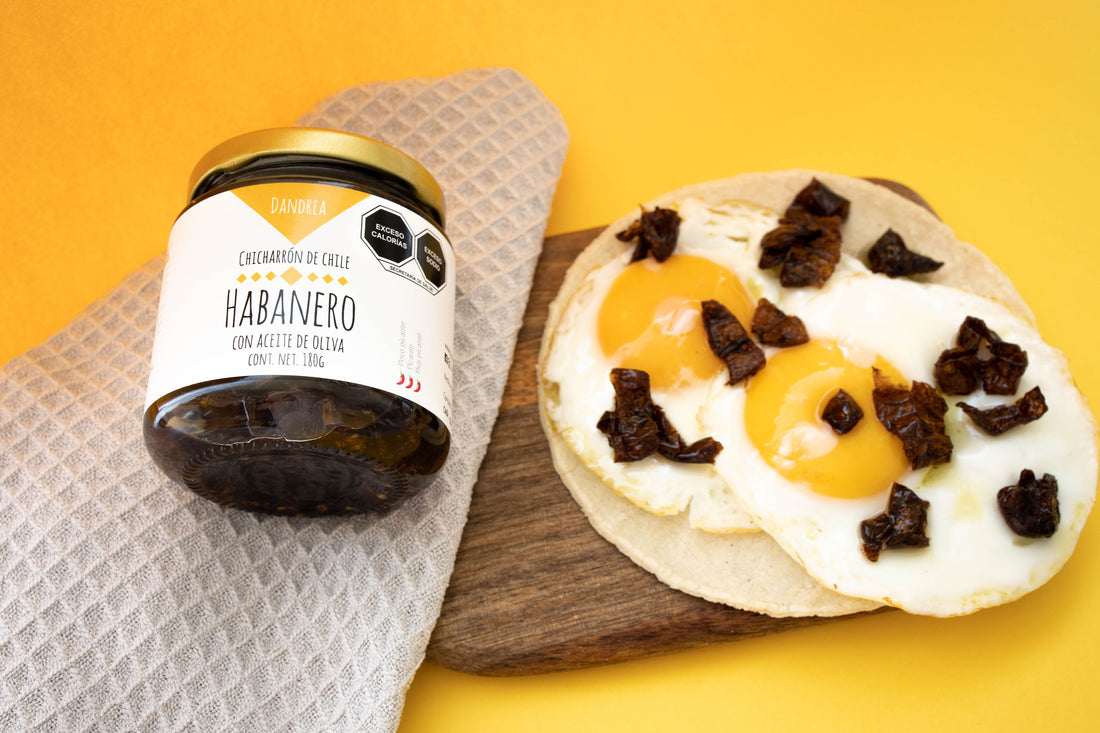 Huevos Rancheros con Chicharrón de Chile Habanero